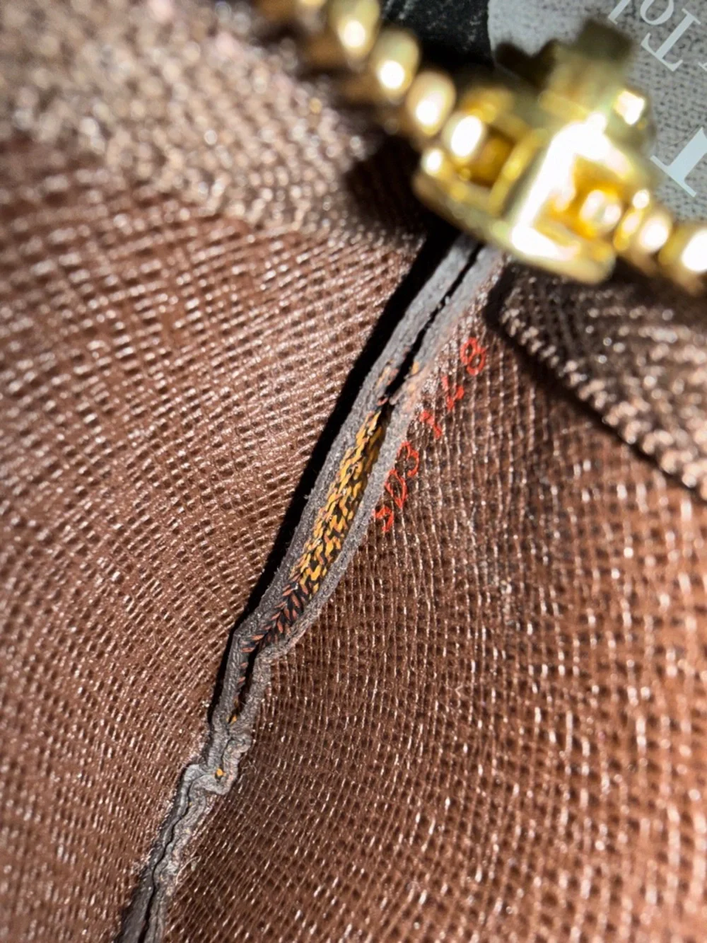 AUTH Louis Vuitton Damier Ebene Key Pouch - Picture 10 of 10